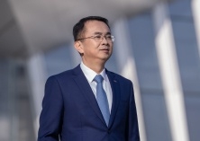 董事：楊國(guó)明