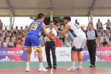 川味十足！第八屆“巨石杯”籃球賽巴適得很！